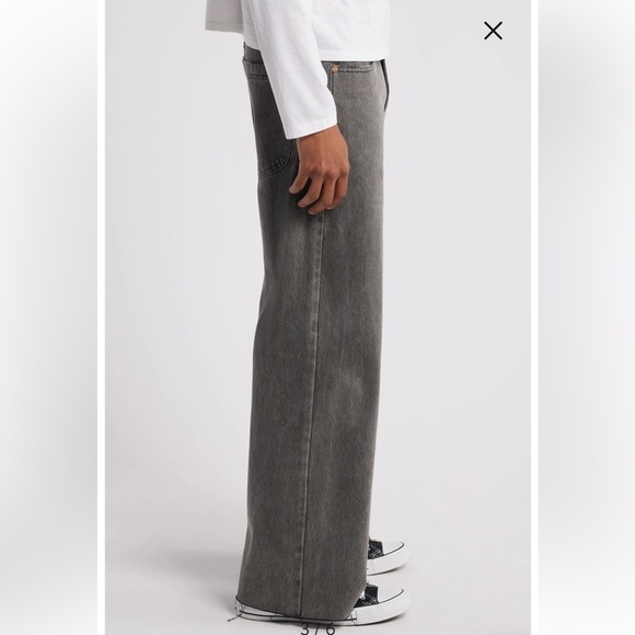 Elwood Raw Hem Flare Jeans Flannel Waist City Wash Size 28 - Picture 8 of 10